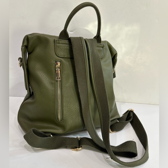 🍏🍏Urban Expressions Kenzie Backpack - Vegan Leather🍏🍏 - Picture 2 of 16